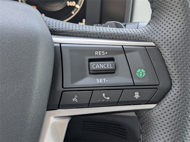 2025 Mitsubishi Outlander PHEV Base