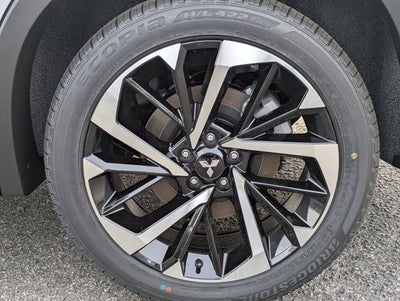 2025 Mitsubishi Outlander PHEV Base