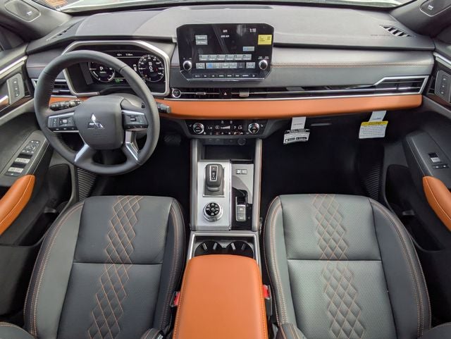 2025 Mitsubishi Outlander PHEV Base