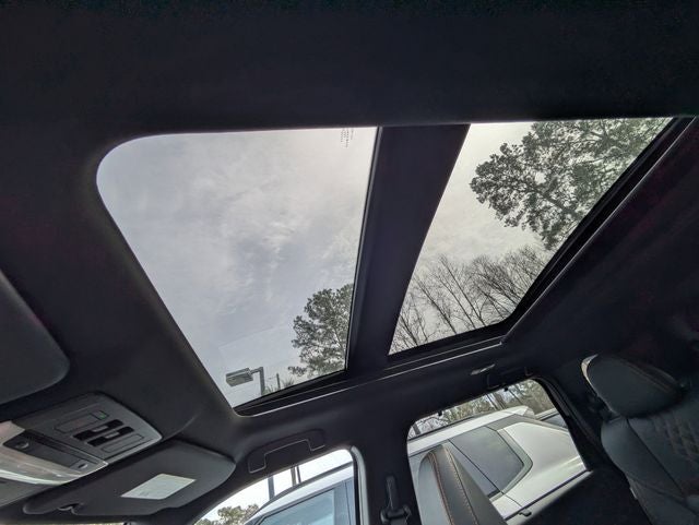 2025 Mitsubishi Outlander PHEV Base