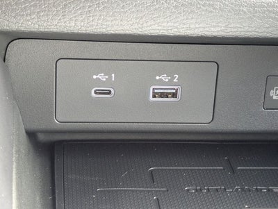 2025 Mitsubishi Outlander PHEV Base