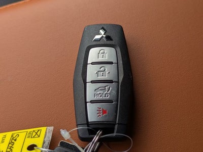 2025 Mitsubishi Outlander PHEV Base