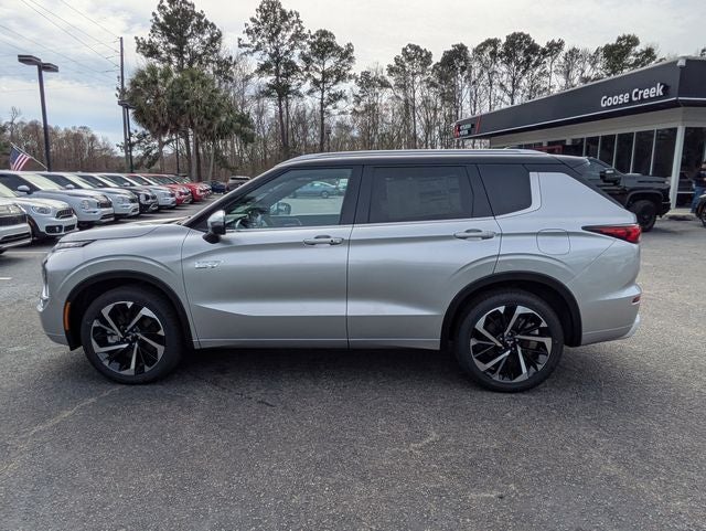2025 Mitsubishi Outlander PHEV Base