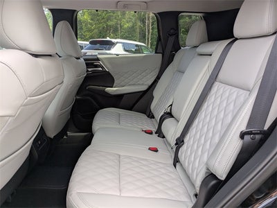 2025 Mitsubishi Outlander PHEV SEL Platinum Edition