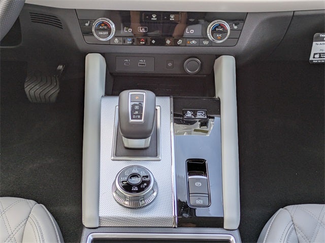 2025 Mitsubishi Outlander PHEV SEL Platinum Edition