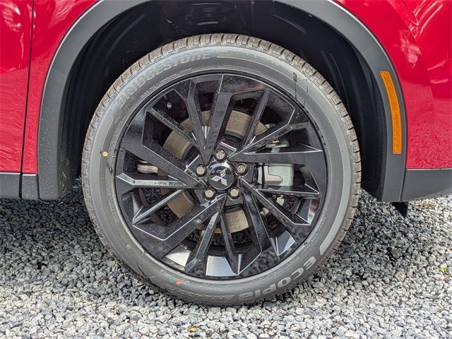 2025 Mitsubishi Outlander PHEV Base