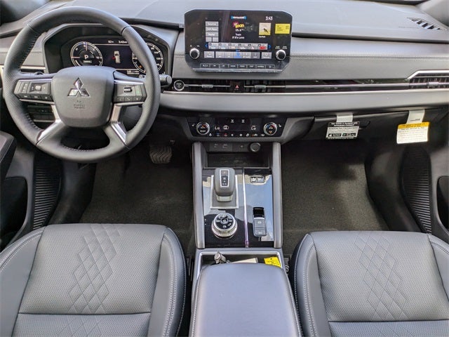 2025 Mitsubishi Outlander PHEV Base