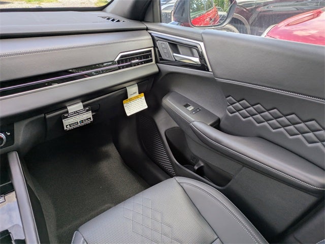 2025 Mitsubishi Outlander PHEV Base