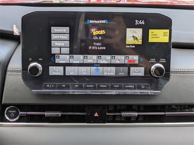 2025 Mitsubishi Outlander PHEV Base