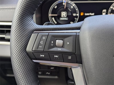 2025 Mitsubishi Outlander PHEV Base