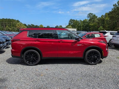 2025 Mitsubishi Outlander PHEV Base