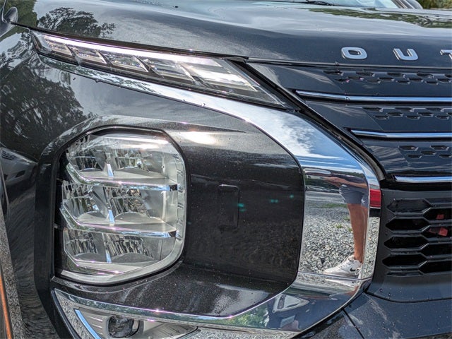 2025 Mitsubishi Outlander PHEV Base