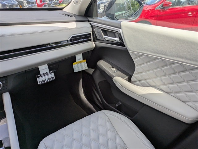 2025 Mitsubishi Outlander PHEV Base