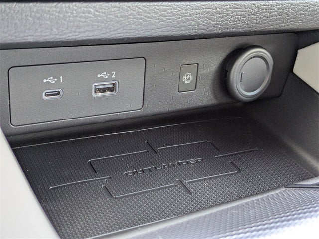 2025 Mitsubishi Outlander PHEV Base