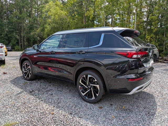 2025 Mitsubishi Outlander PHEV Base