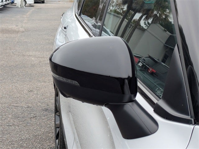 2025 Mitsubishi Outlander PHEV Base