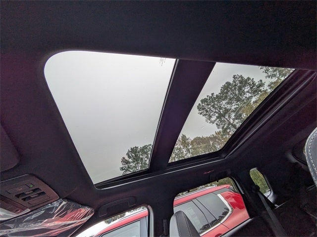 2025 Mitsubishi Outlander PHEV Base