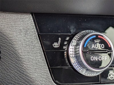 2025 Mitsubishi Outlander PHEV Base