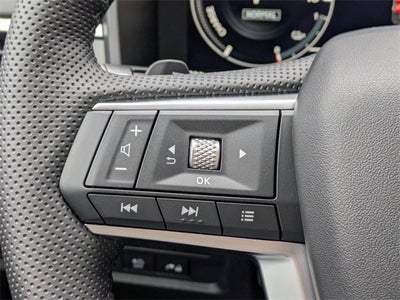 2025 Mitsubishi Outlander PHEV Base