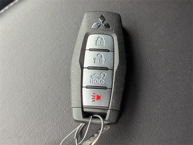 2025 Mitsubishi Outlander PHEV Base