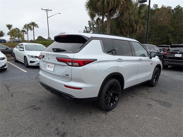 2025 Mitsubishi Outlander PHEV Base