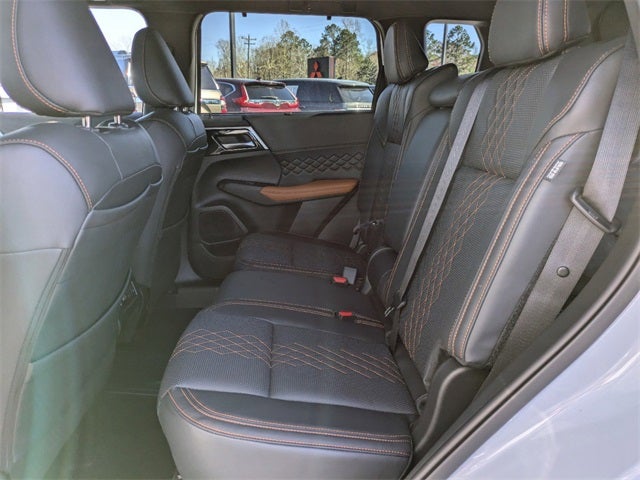 2025 Mitsubishi Outlander PHEV SEL