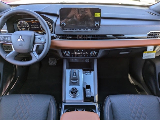 2025 Mitsubishi Outlander PHEV SEL