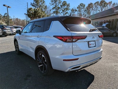 2025 Mitsubishi Outlander PHEV SEL