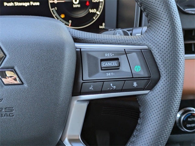 2025 Mitsubishi Outlander PHEV SEL