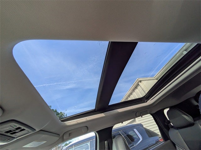 2025 Mitsubishi Outlander PHEV Base