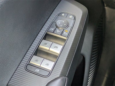 2025 Mitsubishi Outlander PHEV Base