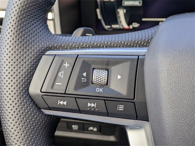 2025 Mitsubishi Outlander PHEV Base