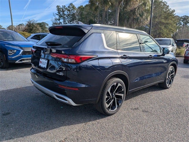 2025 Mitsubishi Outlander PHEV Base