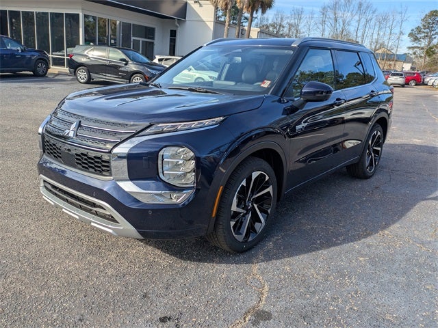 2025 Mitsubishi Outlander PHEV Base