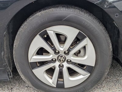 2017 Toyota Prius Two