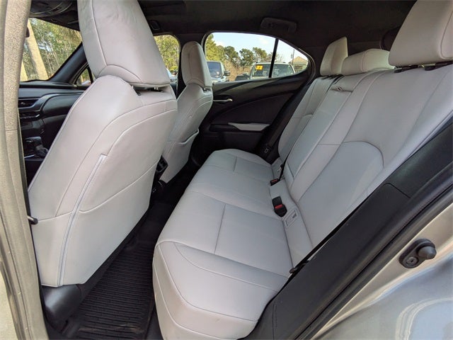 2021 Lexus UX 200 Base