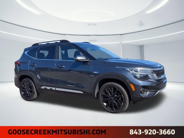 2022 Kia Seltos Nightfall