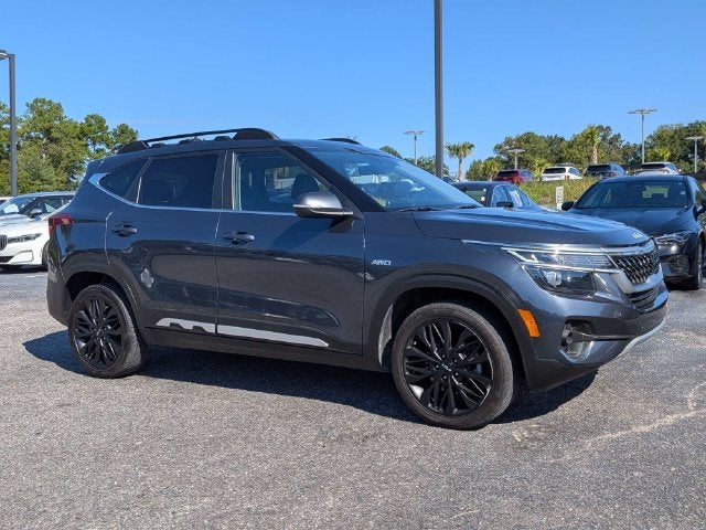 2022 Kia Seltos Nightfall