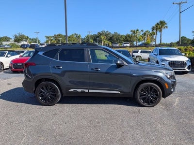2022 Kia Seltos Nightfall