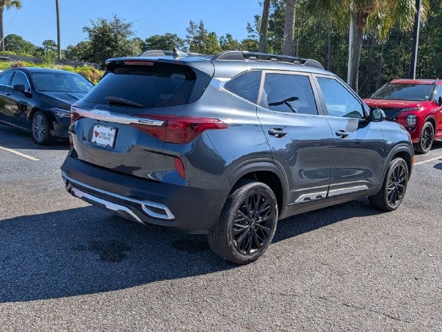 2022 Kia Seltos Nightfall