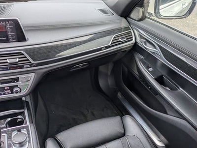 2020 BMW 7 Series 740i