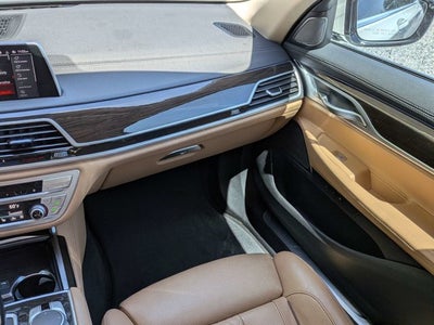 2022 BMW 7 Series 740i xDrive