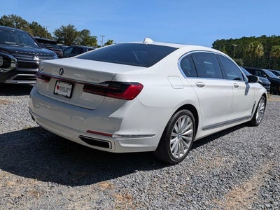 2022 BMW 7 Series 740i xDrive
