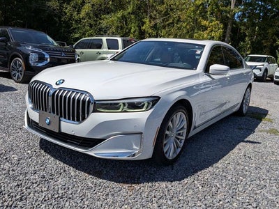 2022 BMW 7 Series 740i xDrive