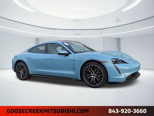 2022 Porsche Taycan Base