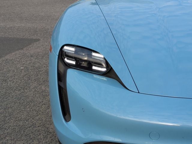 2022 Porsche Taycan Base