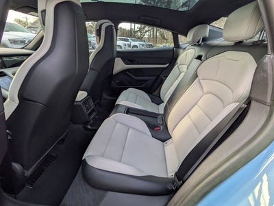 2022 Porsche Taycan Base