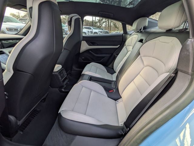 2022 Porsche Taycan Base