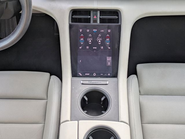 2022 Porsche Taycan Base