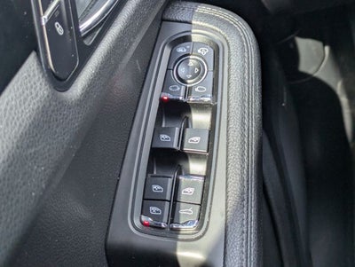 2017 Porsche Macan Base